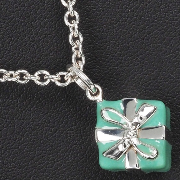 TIFFANY Jewelry - Tiffany Blue Box 925 Silver Women's Necklace